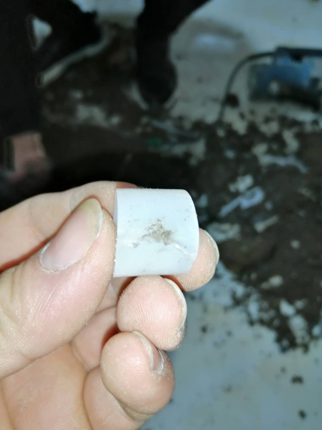 瑞安家里地暖漏水了怎么办？